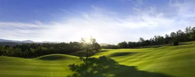 Golf de Terre Blanche (83) - Séjour golf de 3 jours / 2 nuits avec un stage 2 jours en VIP DUO avec Lionel BERARD