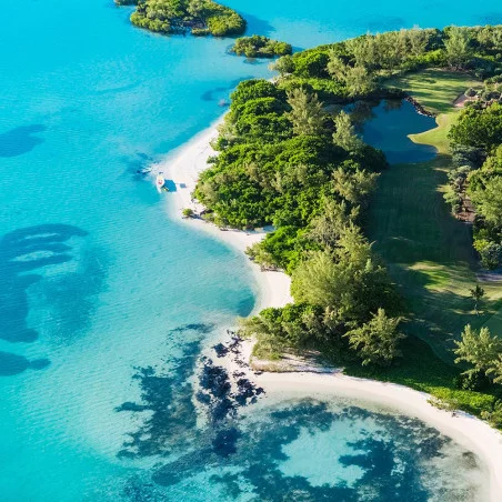 Île Aux Cerfs Golf Club image 1