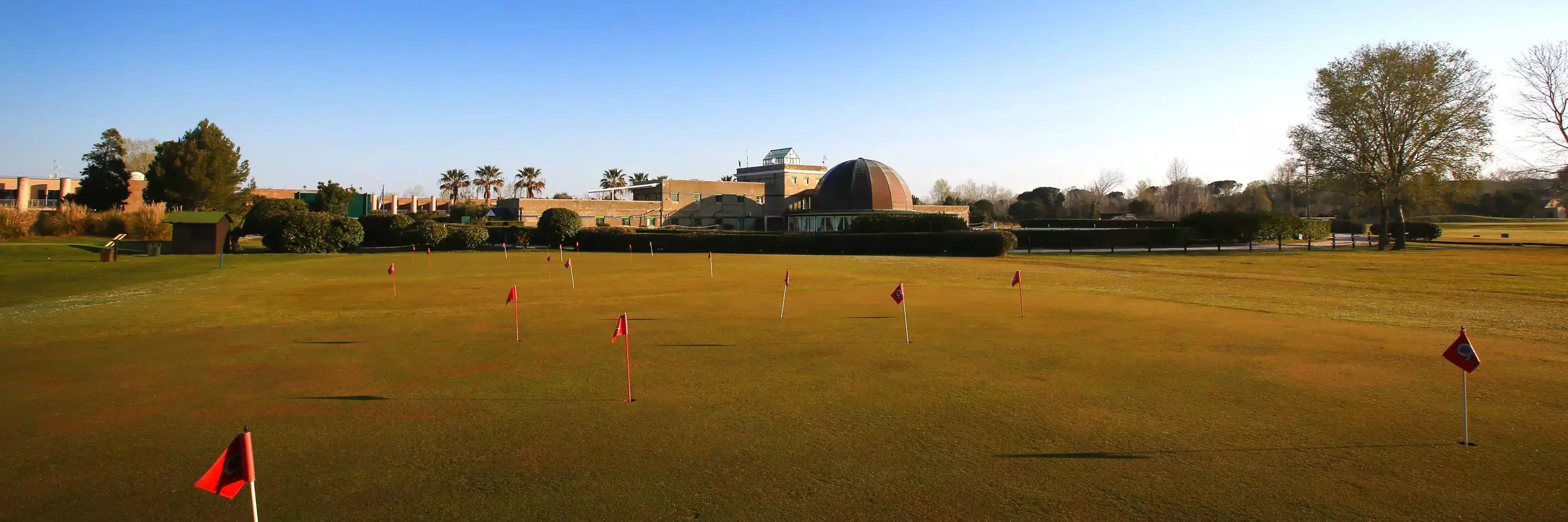 Cosmopolitan Golf & Country Club