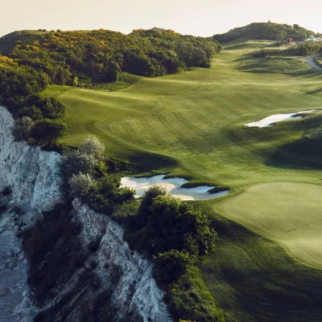 Thracian Cliffs Golf image 4