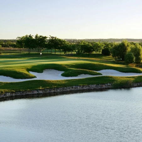 Lighthouse Golf image 4