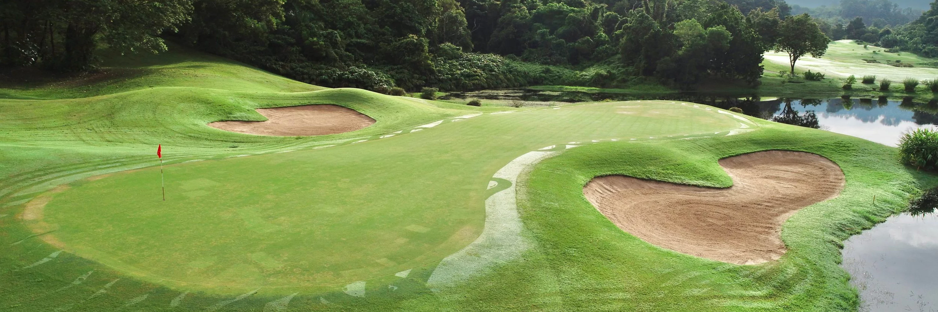 RED MOUNTAIN GOLF CLUB