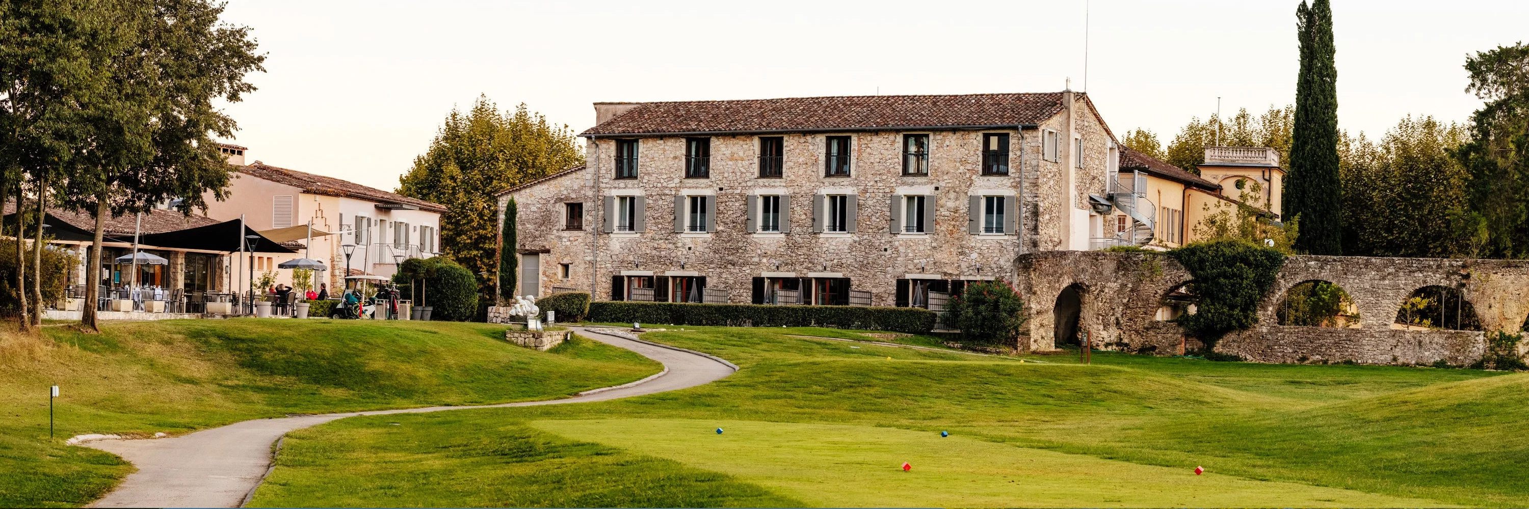 Hôtel Golf & Spa Château de la Bégude, The Originals Collection