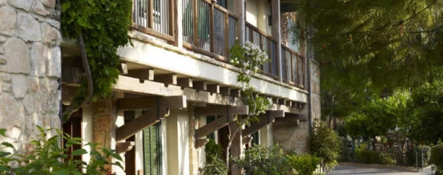 Columbia Beach Resort_0