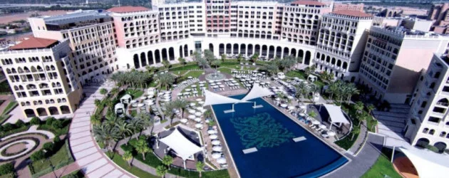 The Ritz-Carlton Abu Dhabi, Grand Canal_0