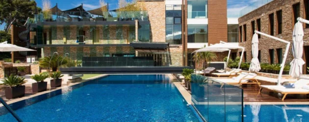 Hostellerie La Farandole_0