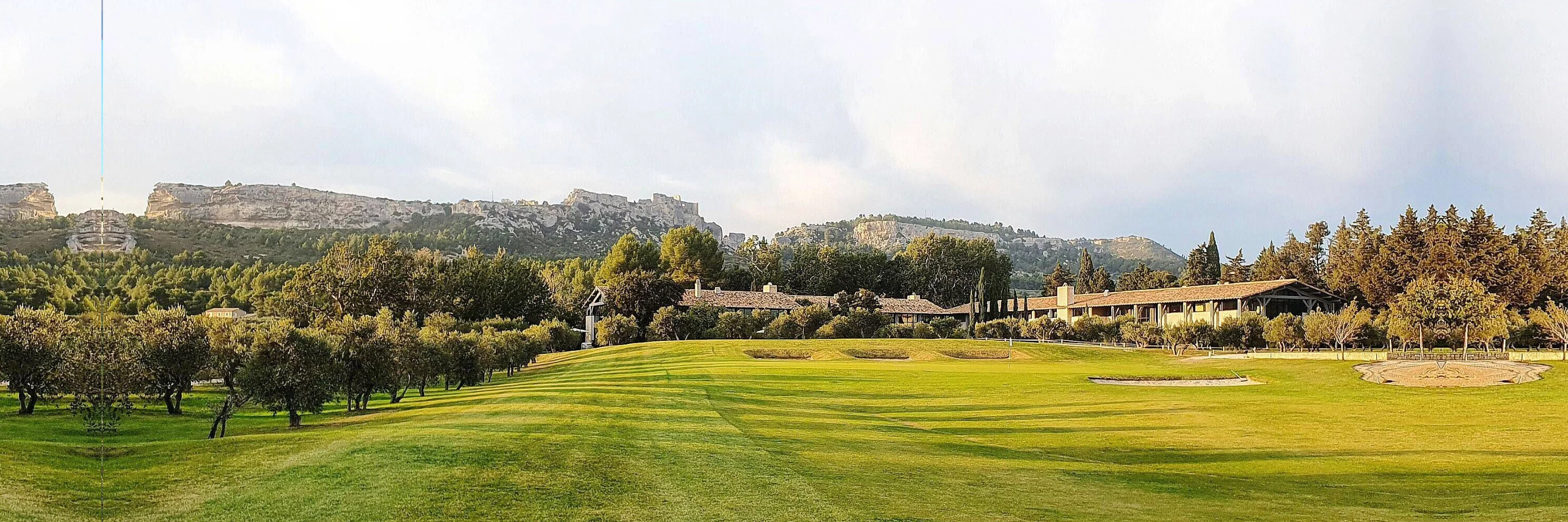 Les Baux-de-Provence (13) - Séjour golf 4 Jrs/3 Nts/3 Jrs avec stage VIP au 5* Domaine de Manville  - 3 green-fee sur deux golfs