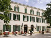 Domaine De Chateauneuf