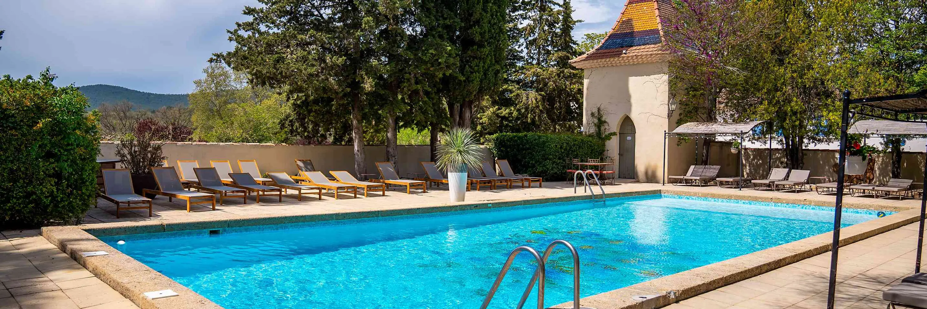 Domaine De Chateauneuf