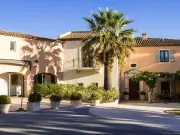 Seminaire Golf à 10 min de Saint-Raphaël. Fleuron de la Côte d’Azur, ce magnifique golf est niché entre montagne et mer.