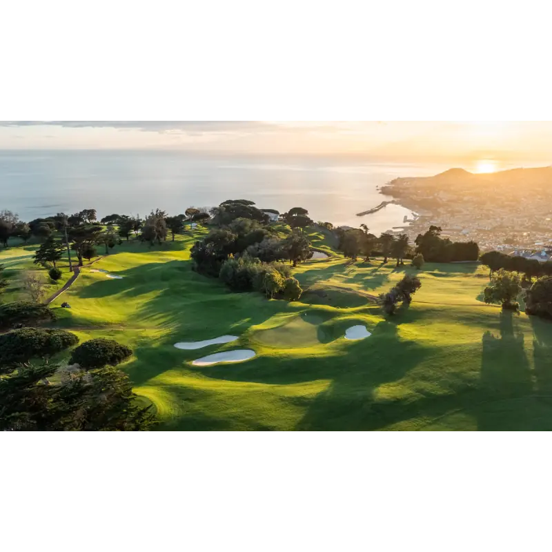 Portugal (Madeire) - Séjour 8Jrs / 7Nts à l'hôtel PortoBay avec un stage de 5 jours sur parcours.