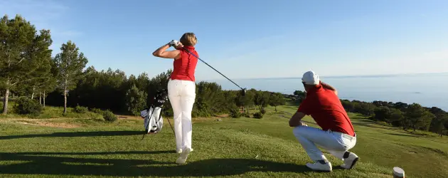 Séjour & coaching Golf VIP Solo de 3 jours (Bandol) – 4 Jrs / 3 Nts à Île-Rousse 5*