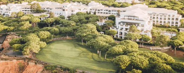 Séjour golf en Algarve (Portugal) 6 Jrs /5 Nts au Pine Cliffs Hotel 5*avec 4 green-fee.