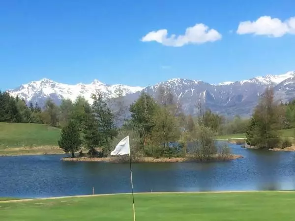 Stages golf dans les Hautes-Alpes - cours débutants | Ecole du Golf Français