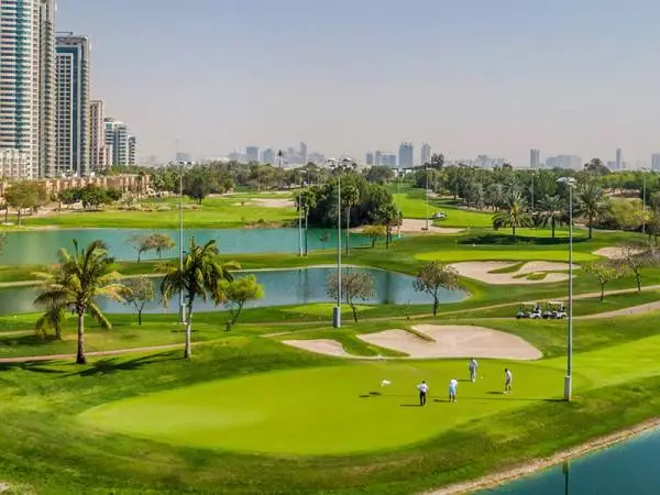 Voyages golf au Moyen-Orient à Émirats arabes unis, et en particulier Dubaï et Abu Dhabi,