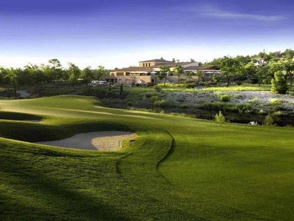 Les Hôtels Golf situés dans la région Provence-Alpes-Côte d'Azur (PACA)