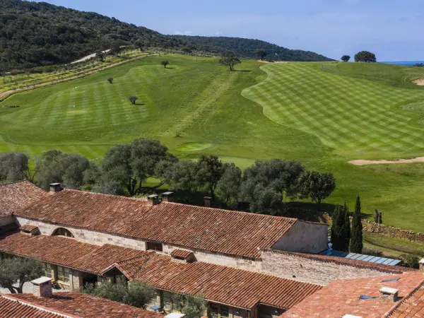 Séminaire golf en Corse – Luxe, nature et expériences exclusives