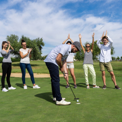 Organisez vos séminaires d’entreprise dans des cadres d'exception avec le golf. Organisez vos séminaires d’entreprise dans des cadres d'exception avec le golf.